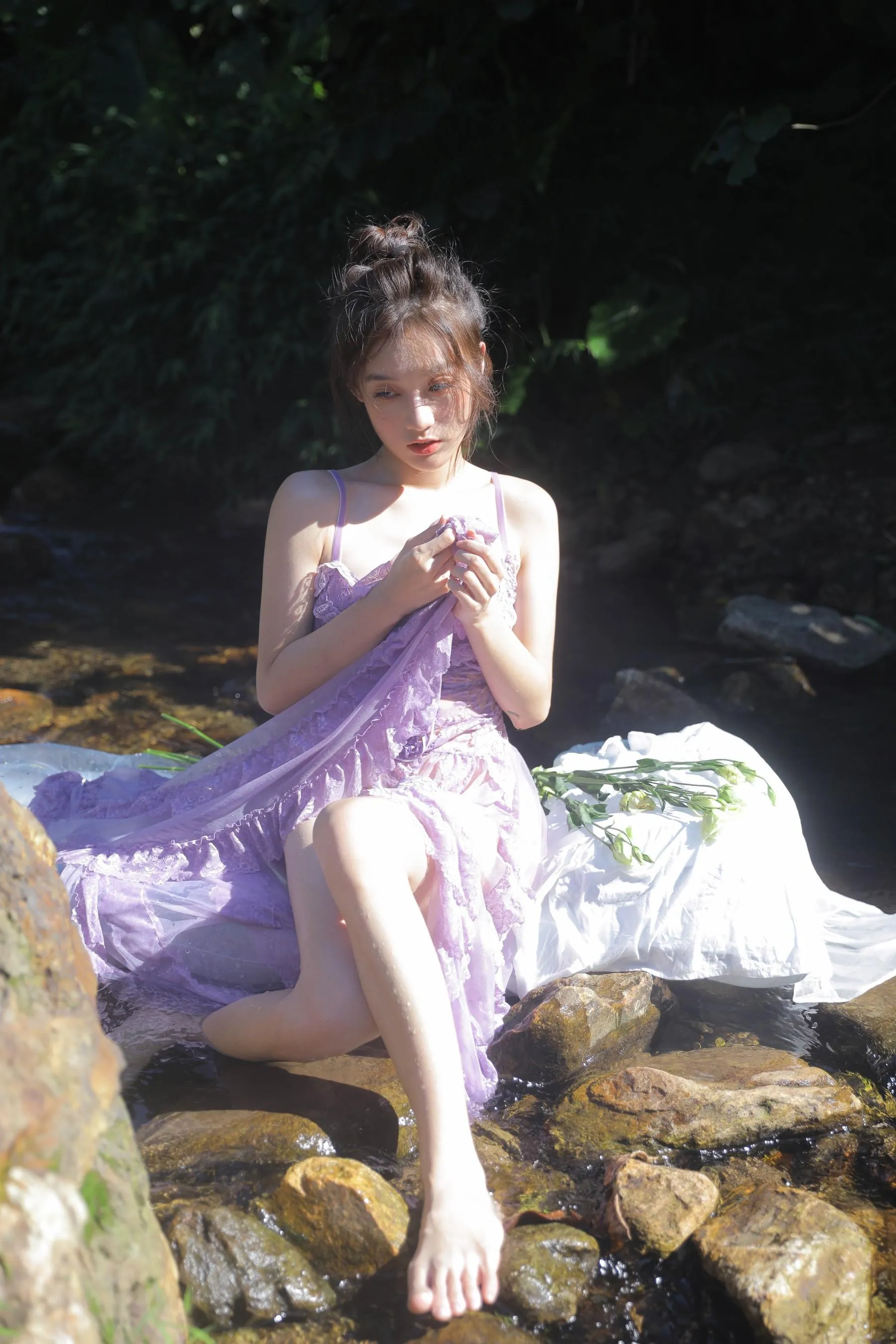 [YITUYU艺图语]2022.09.06 小溪水写真 栗子 [21P]插图7